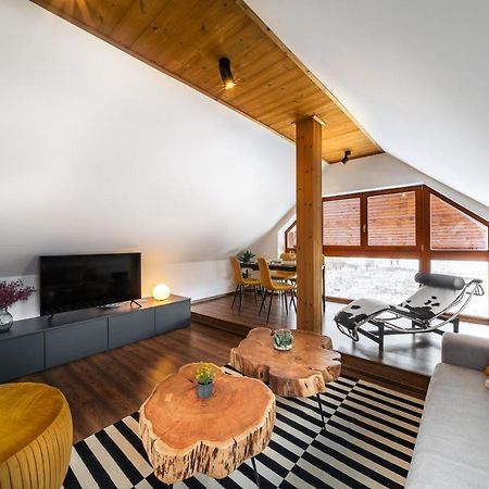 Cozy Mountain Attic Apartment In High Tatras Velka Lomnica Εξωτερικό φωτογραφία