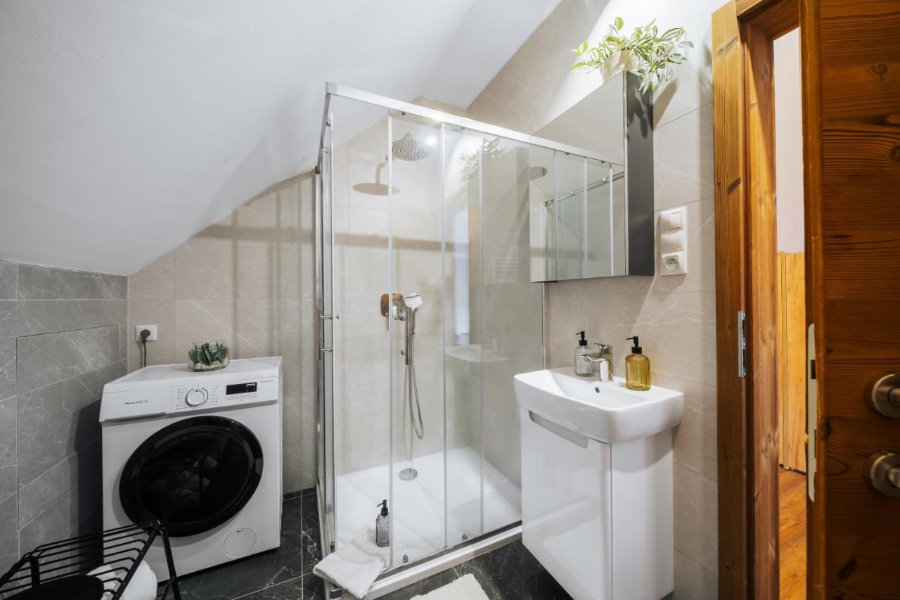 Cozy Mountain Attic Apartment In High Tatras Velka Lomnica Εξωτερικό φωτογραφία